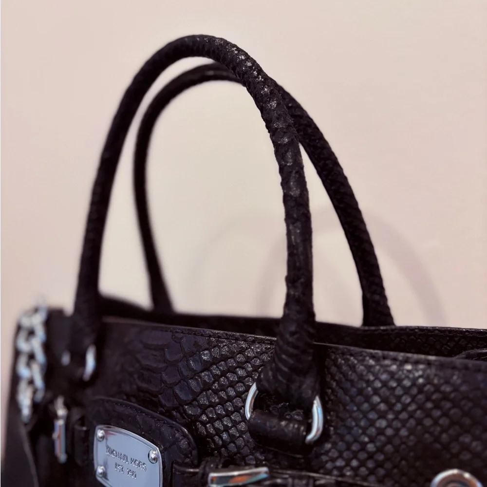 Michael Kors Black Python Leather Hamilton Purse - Picture 6 of 11